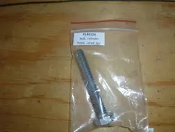 Болт головки цилиндра (большой)